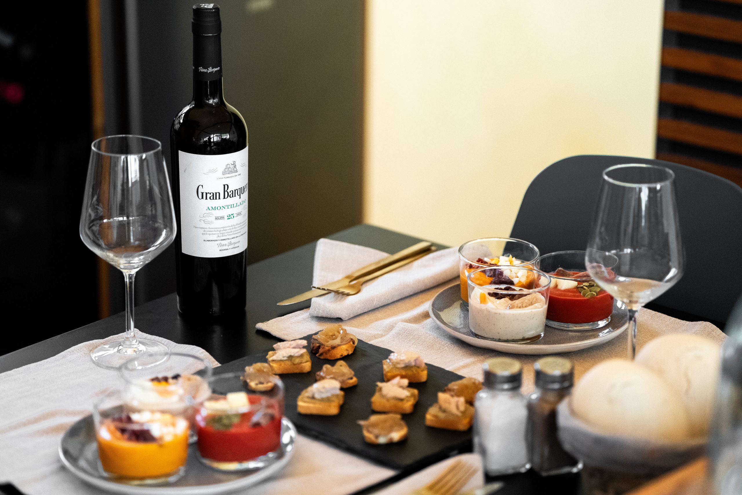 Día de Andalucía – Semana Blanca 2024 – Glamping en Córdoba – Experiencia de Almendros en flor y Maderoterapia