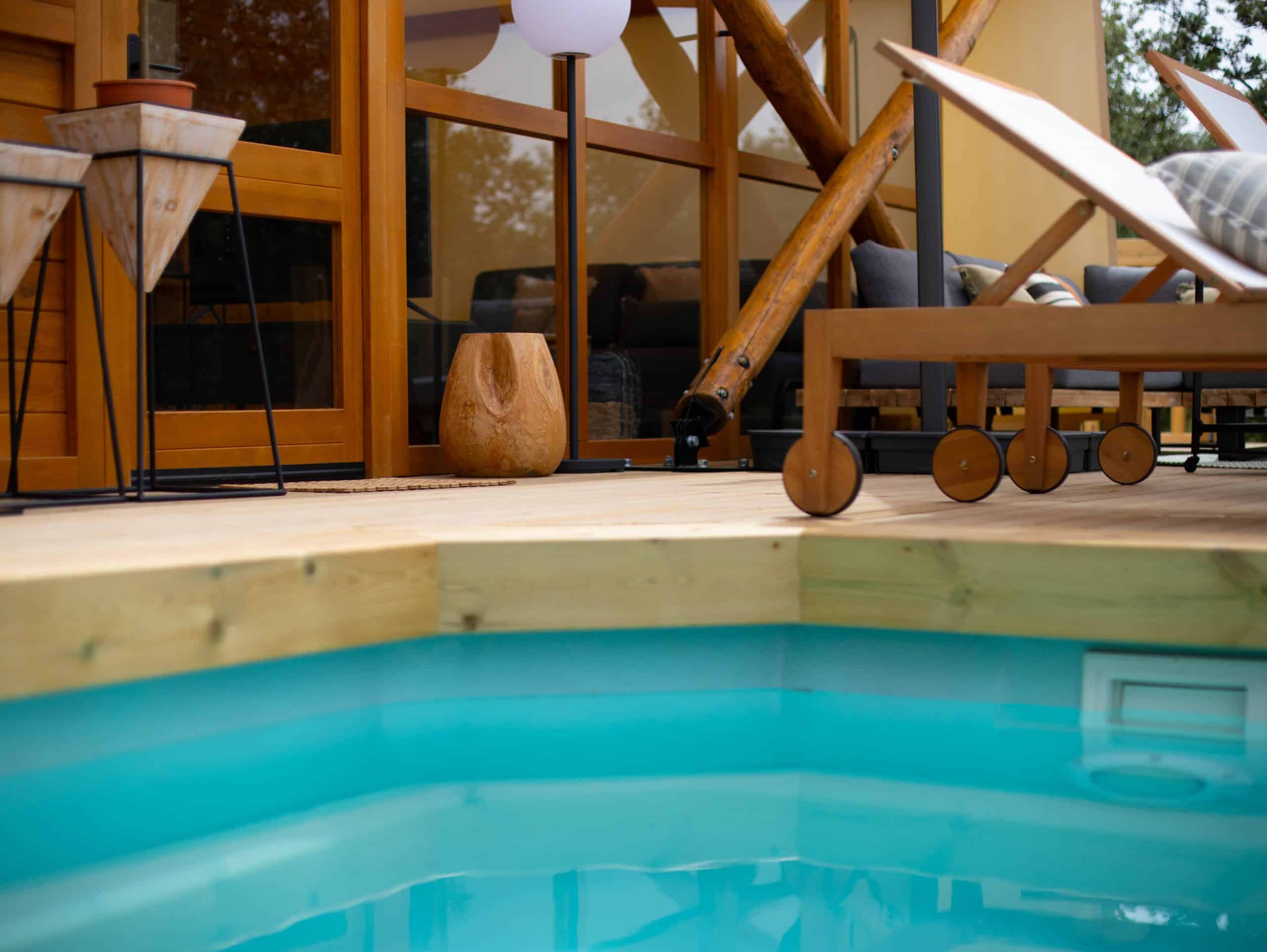 Glamping en Andalucía - Glamping en Córdoba - Glamping con perros - Camping Sierra Morena - Hotel con piscina privada en Andalucía - Cabañas en los arboles Andalucía - La Dehesa